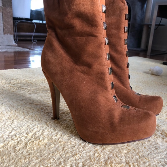 Brown Suede Studded  Platform Ankle High Heel Boots Size 8 - Picture 2 of 16